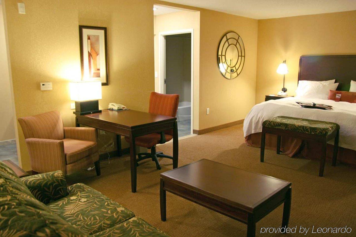 Hampton Inn And Suites San Antonio Airport Oda fotoğraf